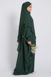 How to Choose the Perfect Abaya: Fit, Fabric, and Fashion