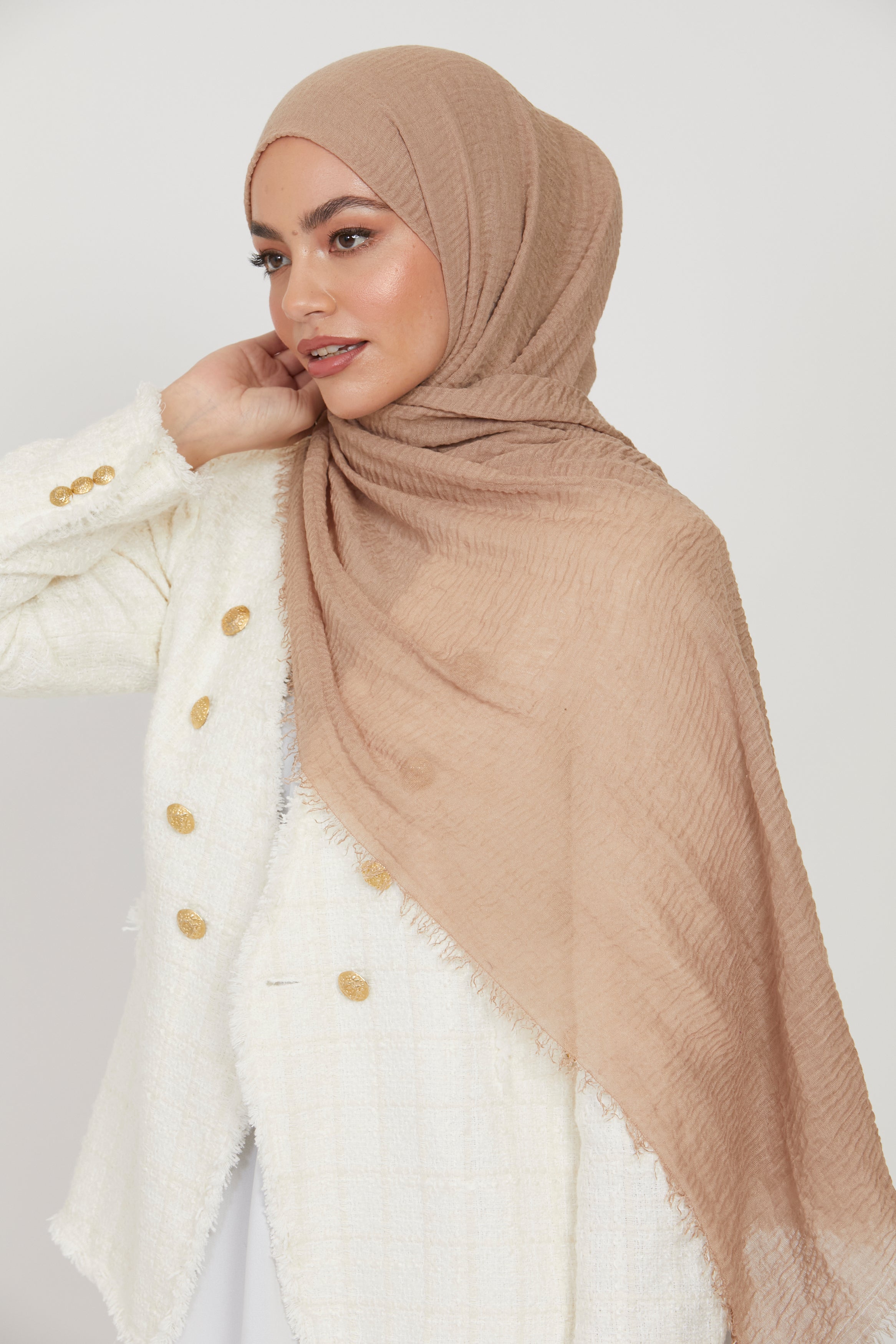 Frayed Crinkle Hijab - Natural