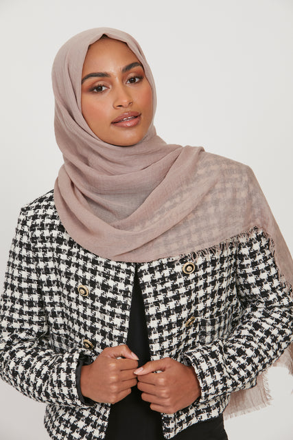 Frayed Crinkle Hijab - Light Mink