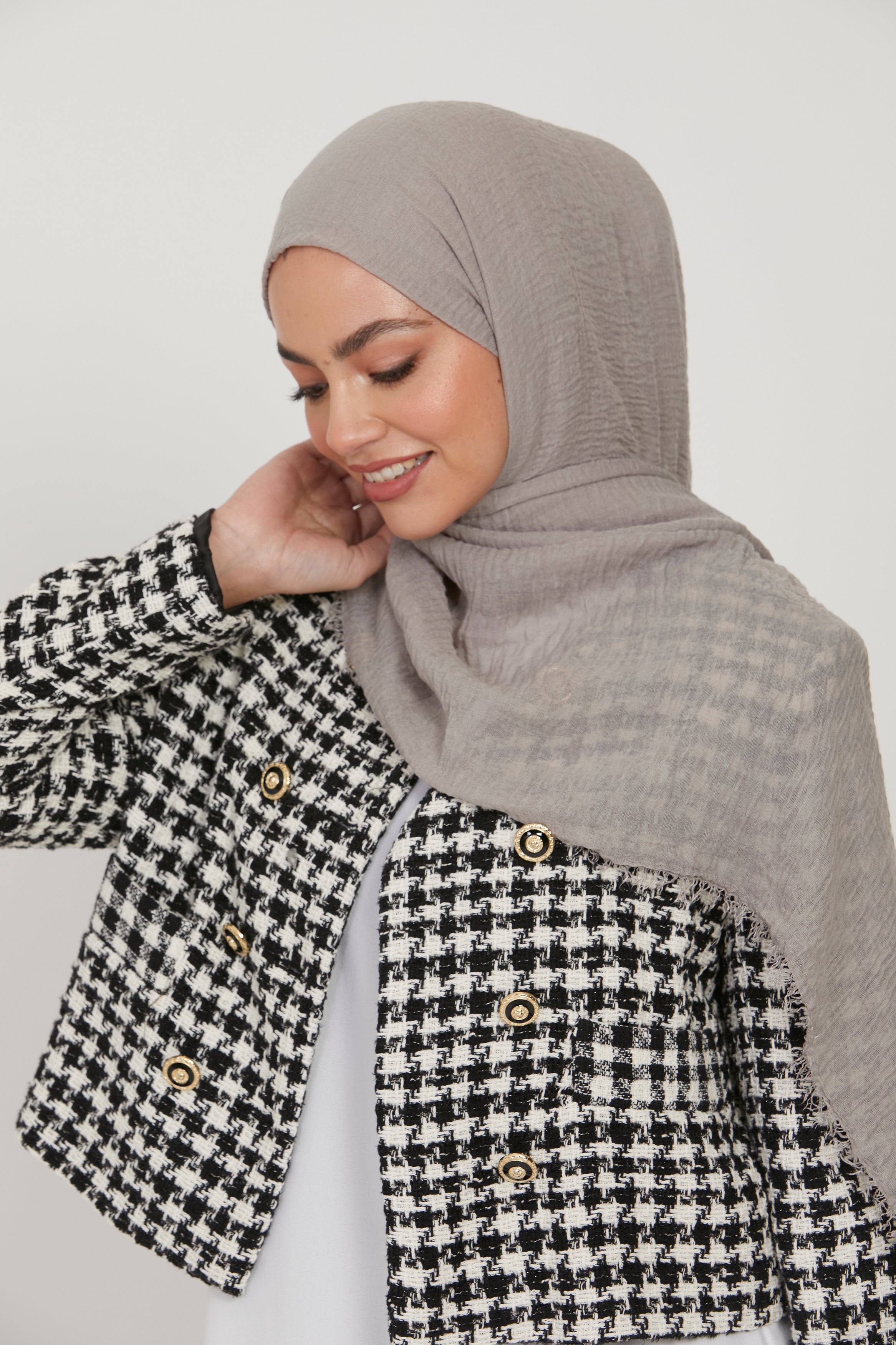 Frayed Crinkle Hijab - Mink Grey