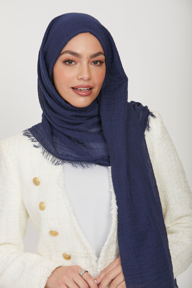 Frayed Crinkle Hijab - Deep Navy
