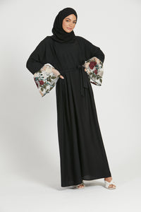 Blooming Floral Cuff Closed Abaya - White Floral Lace