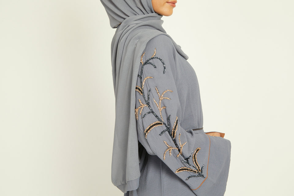 Embellished Sleeve Contrast Cuff Open Abaya - Light Grey