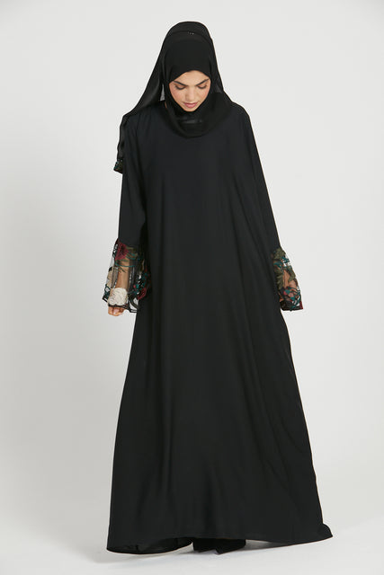 Blooming Floral Cuff Closed Abaya - Black Floral Lace