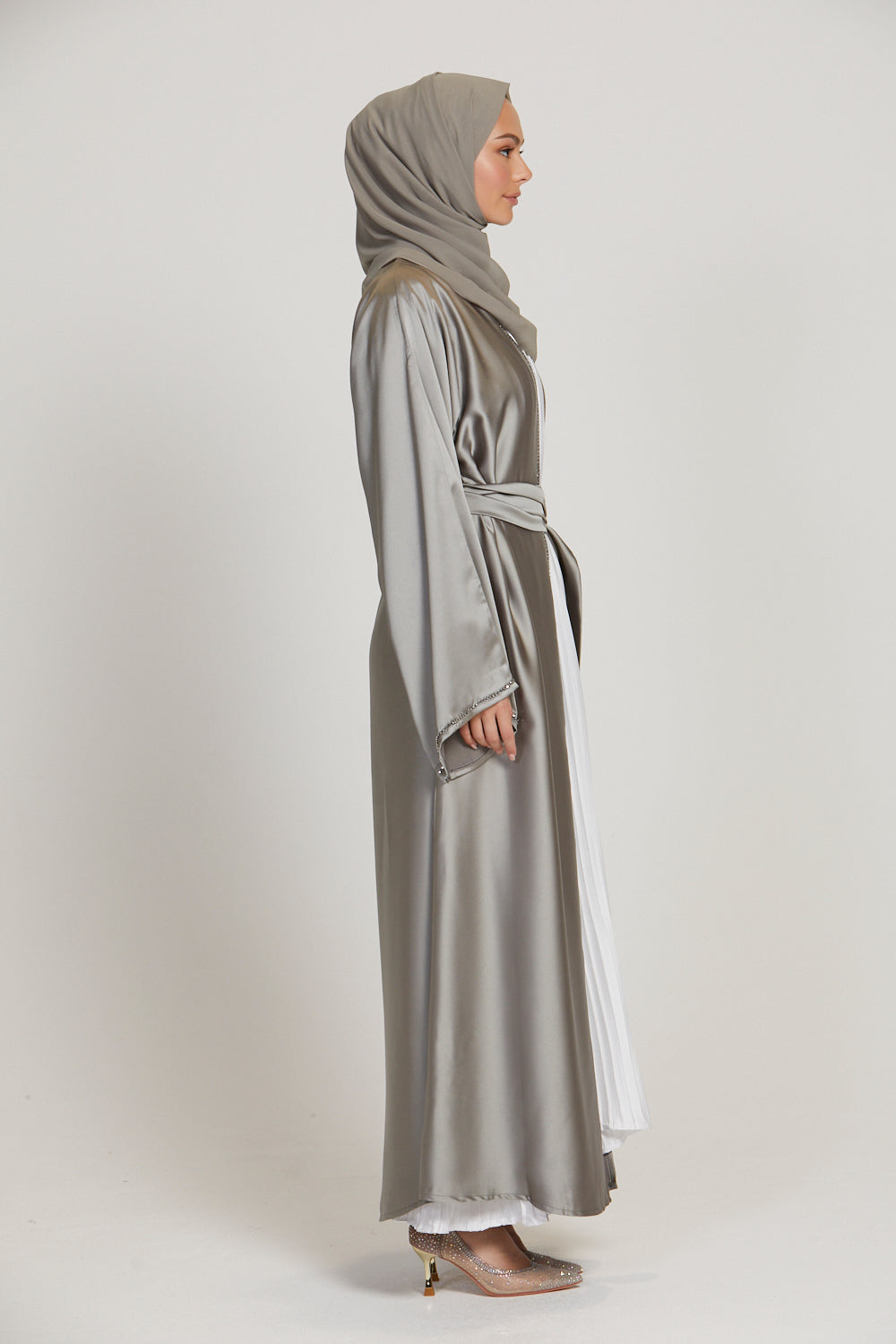 Smokey grey lace open abaya – JanCollection