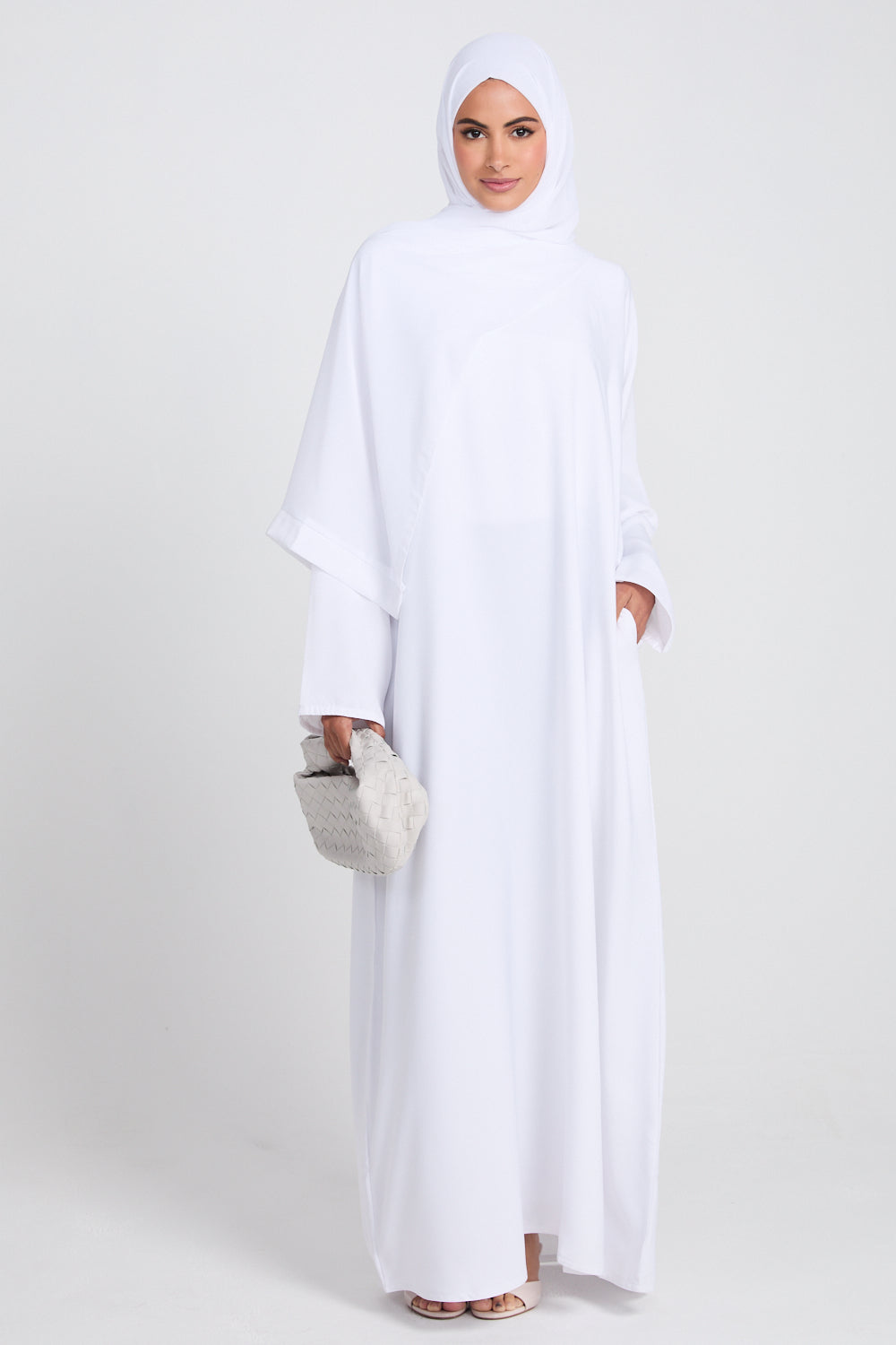 Plain Closed Abaya WithPockets WithLINING - White - Polyester - Adult - 58 Plain Closed Abaya WithPockets WithLINING - White - Polyester - Adult - 58
