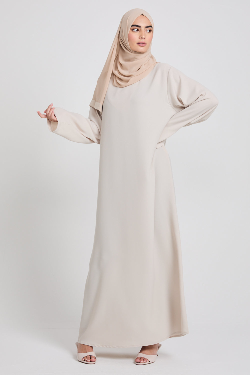 long sleeve hijab dresses Luxury Modest Ballgown, Hijab Basque Wedding Dress, Long Sleeve High Neck, Veiled 48 / White