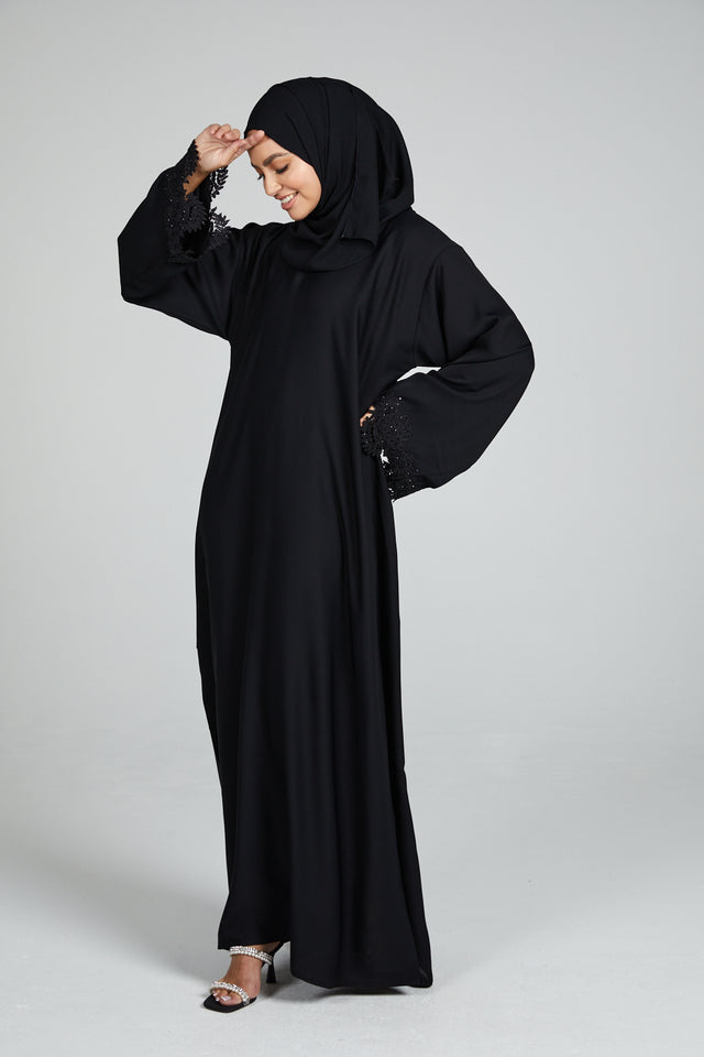 Classic Black Closed Abaya with Ivy Floral Cuff
