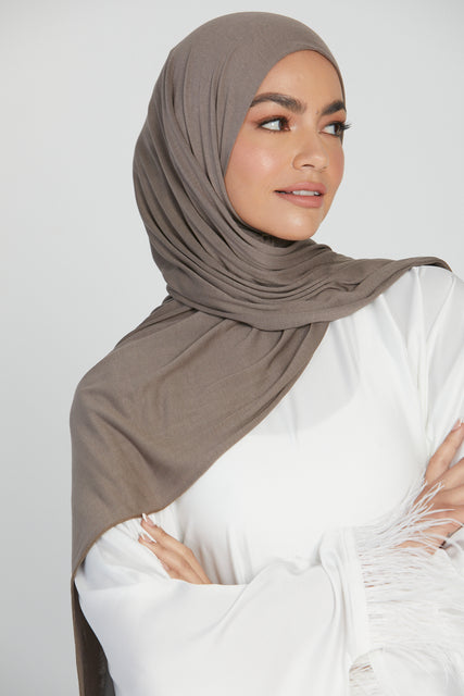Premium Light Weight Jersey Hijab - Hardware