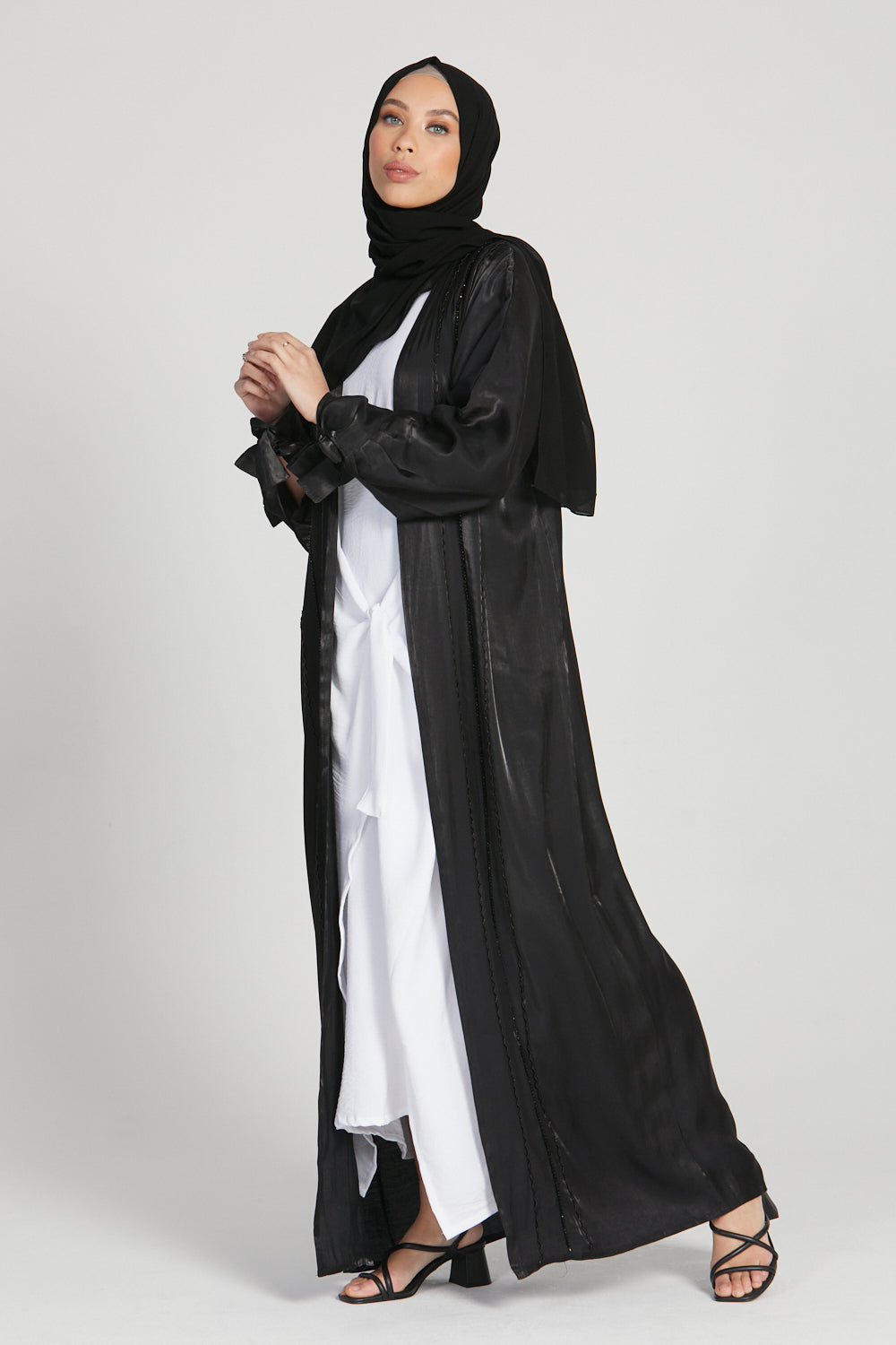 Open abaya 2025 with jeans