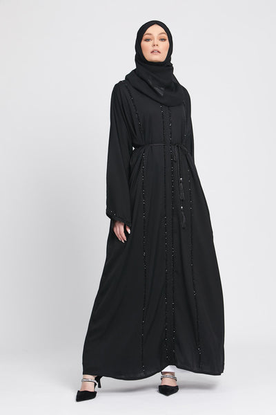 Black Closed Abaya With Embellished Piping & Matching Hijab – AbayaButh