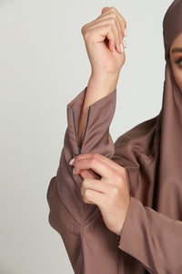 One Piece Full Length Jilbab/ Prayer Abaya - Zipped Cuff - Toffee Crunch