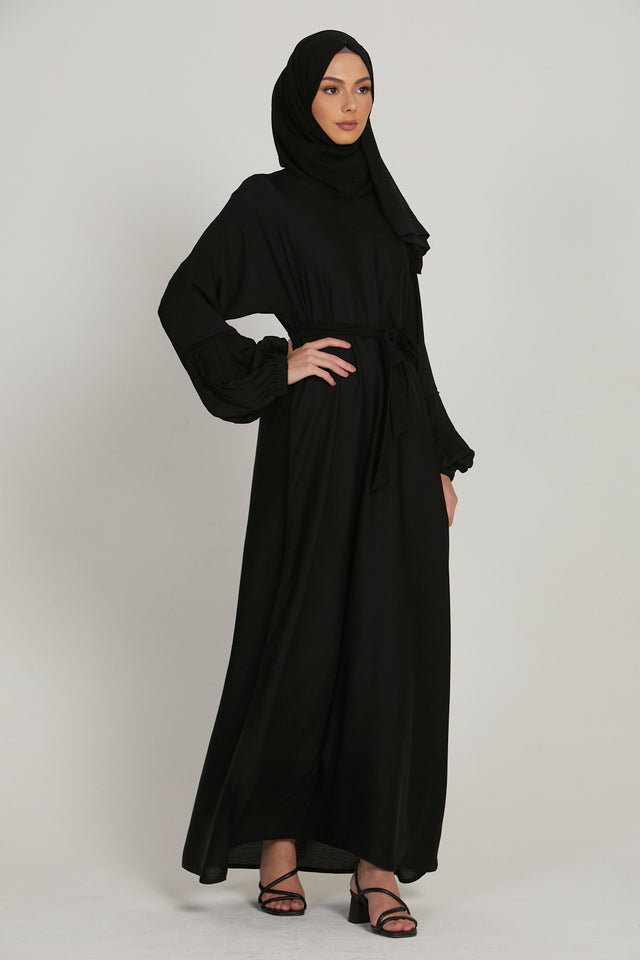 Premium Textured Closed Abaya with Pleated Cuffs - Black