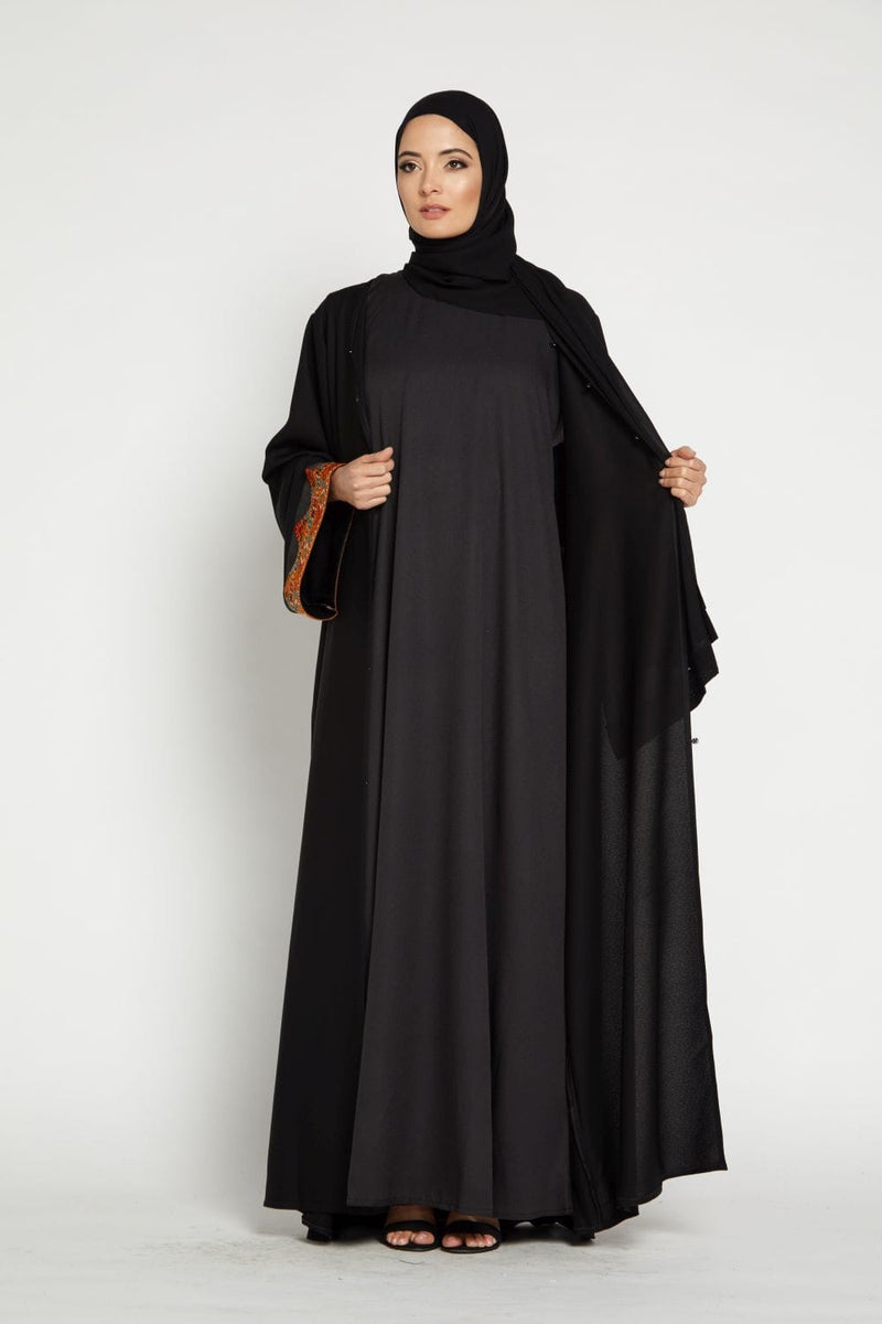 Plain Black Sleeveless Inner Slip Dress In Crepe Fabric