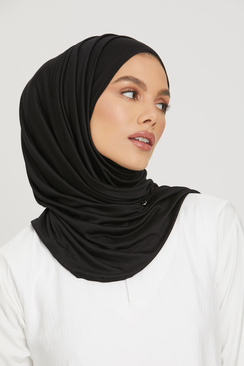 Black Jersey Instant Hijab Ready-to-Wear Instant Hijab – AbayaButh
